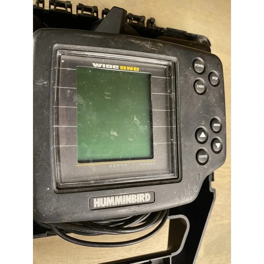 Humminbird‎ Wide 100 Portable Fish / Depth Finder & 455 Transducer w/ Case